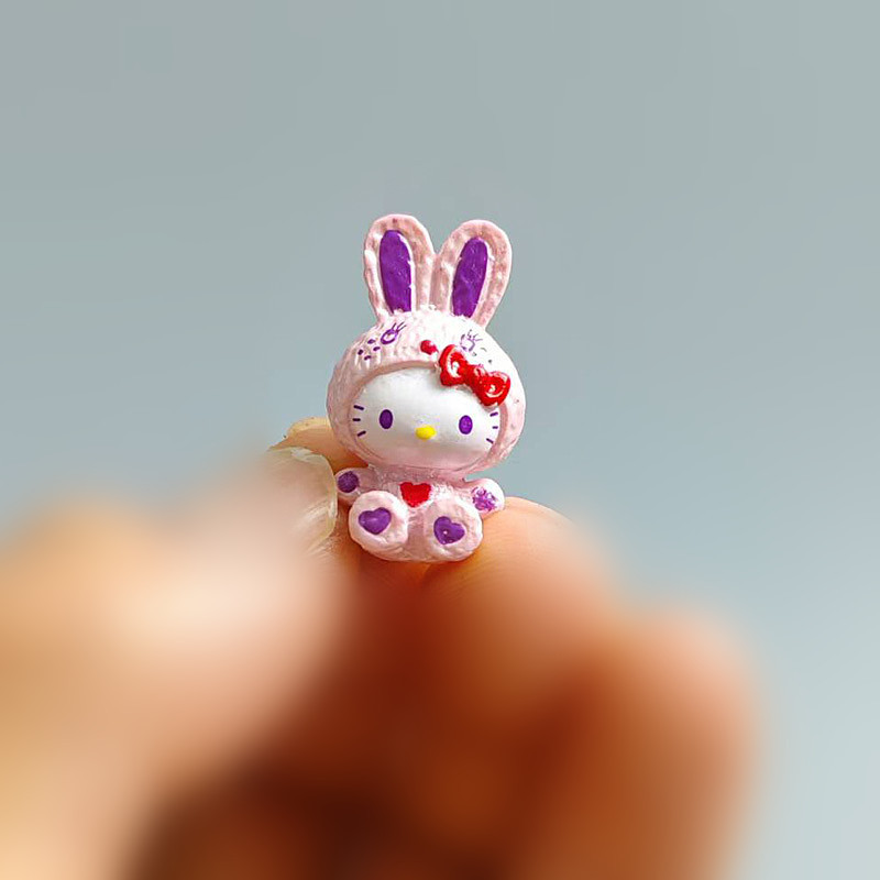 Wholesale Classic Small Doll Figurine Displays Bulk Universal Mini Figures for Hobby DIY Decor Works