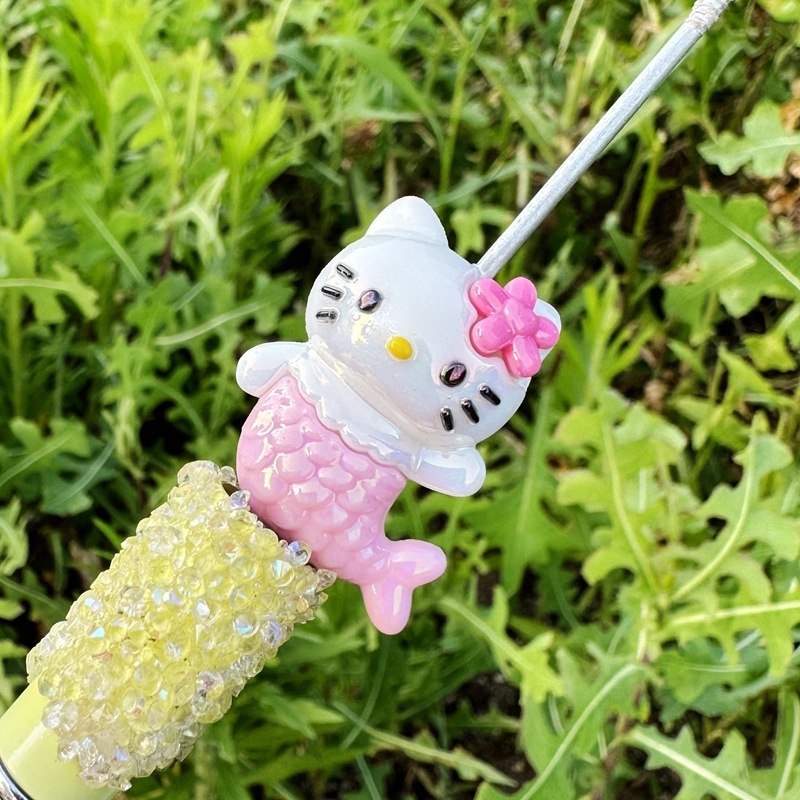 Wholesale Versatile Vertical Hole Cartoon Resin Beads Bulk Cross-Border Independent Store Craft Stock