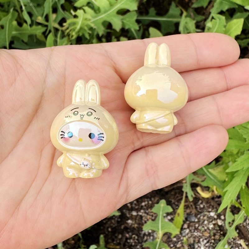 Bulk Mixed Vertical Hole Cartoon Resin Beads Wholesale Craft Shop DIY Jewelry Making Inventory
