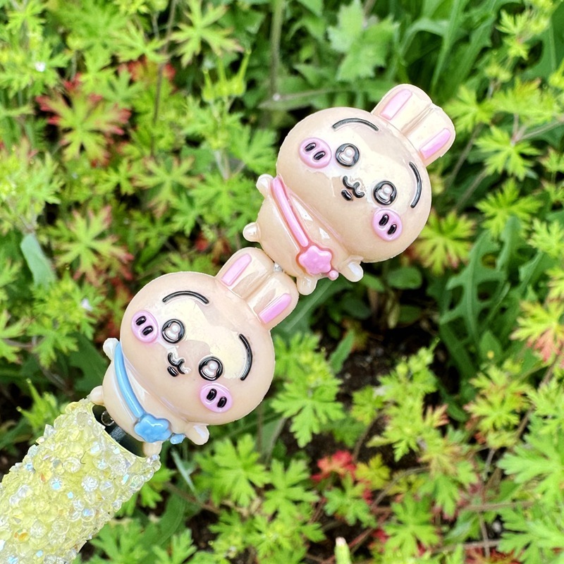 Wholesale Vertical Hole Cartoon Resin Spacer Beads, DIY Supplies for Beaded Pen Car Pendant Key Lanyard