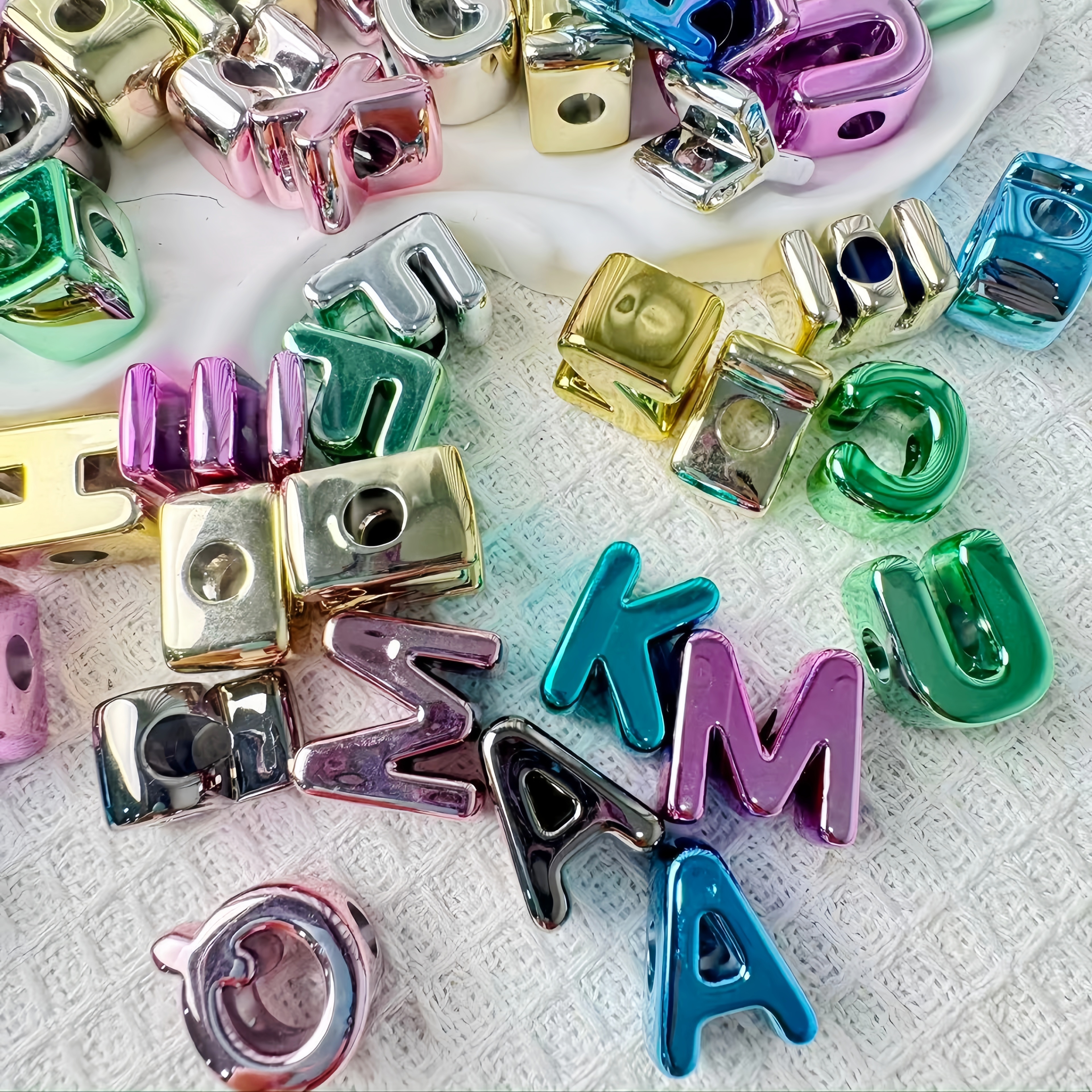 Bulk Mixed Plastic Letter Beads Wholesale Plastic Alphabet Charms for Custom DIY Name Jewelry
