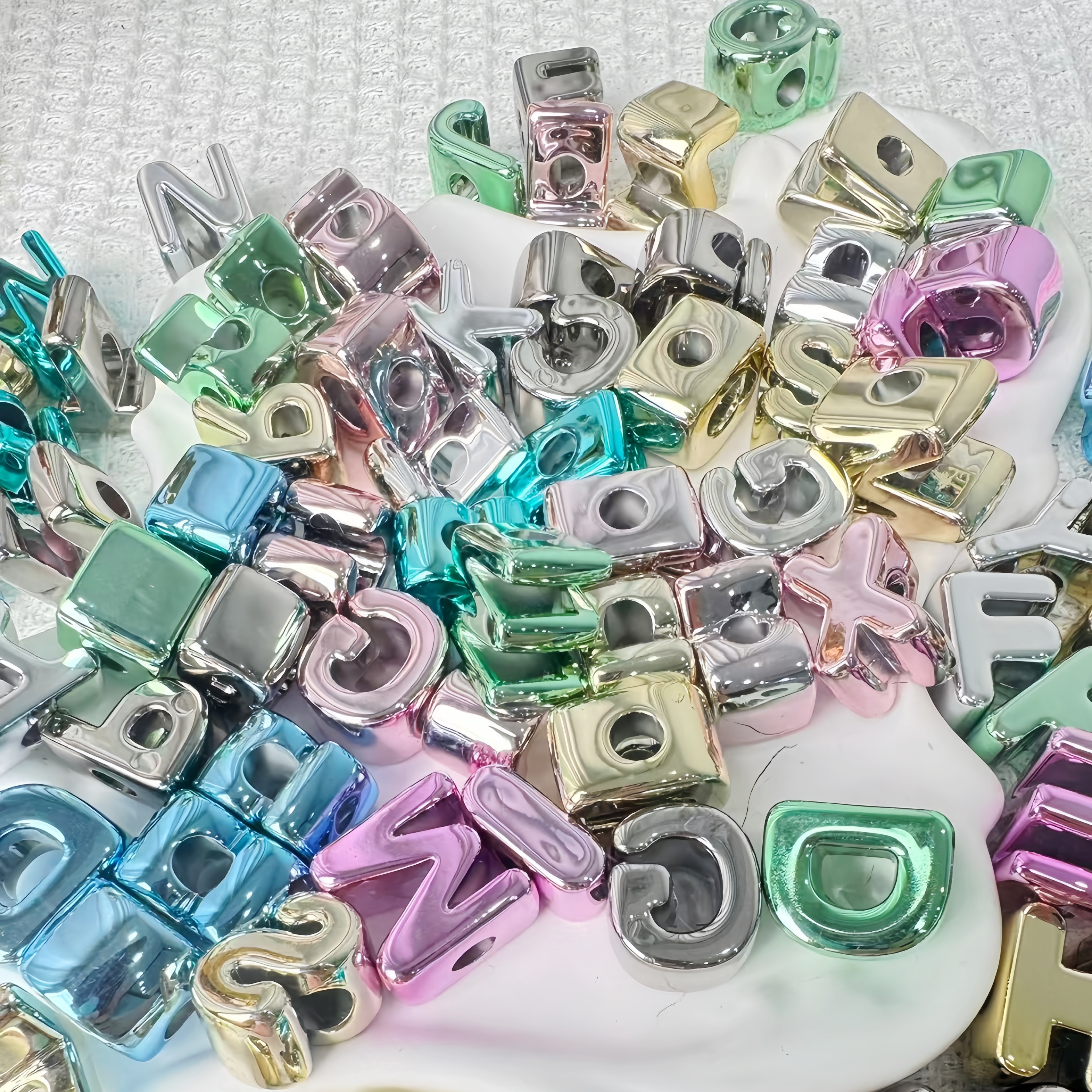 Bulk Mixed Plastic Letter Beads Wholesale Plastic Alphabet Charms for Custom DIY Name Jewelry
