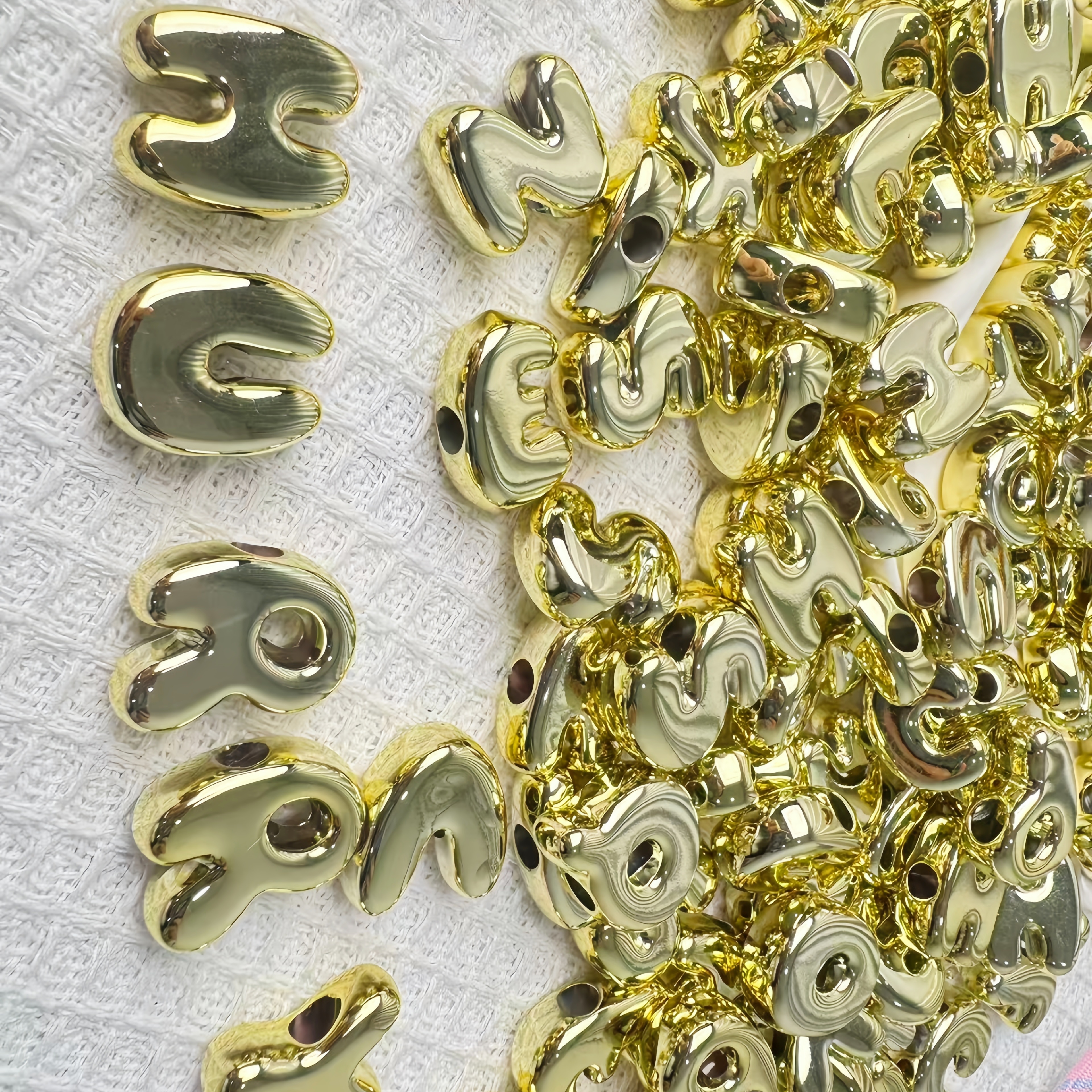 General All-Match Plastic Alphabet Beads Bulk Wholesale DIY Accessories for Phone Lanyards & Beaded Pens