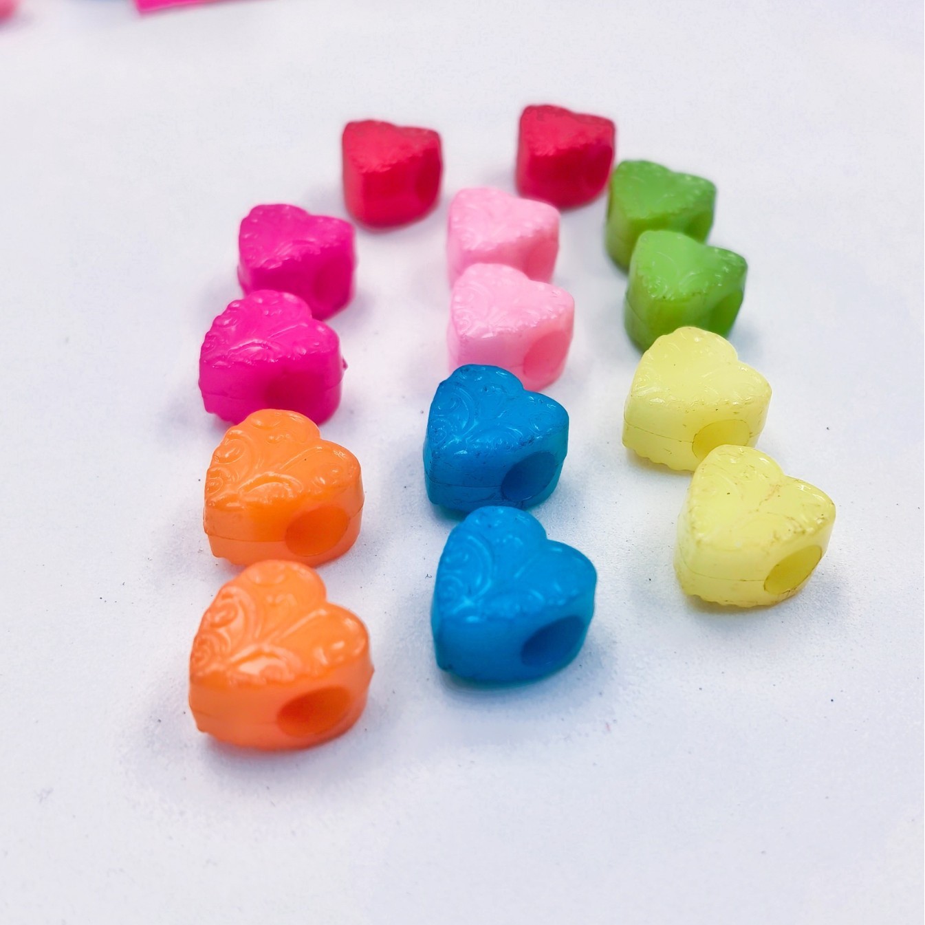 Wholesale Scratch Resistant Large Hole Loose Beads Durable Wide Hole Decor Beads for Stall Sales