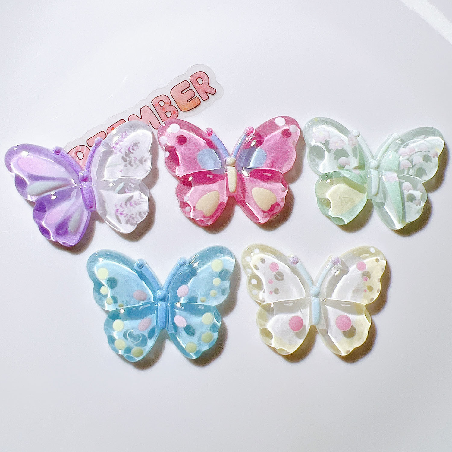 Wholesale Cost Effective Resin Shoe Charms Bulk Cheap Resin Accessories for Craft Shop Restock