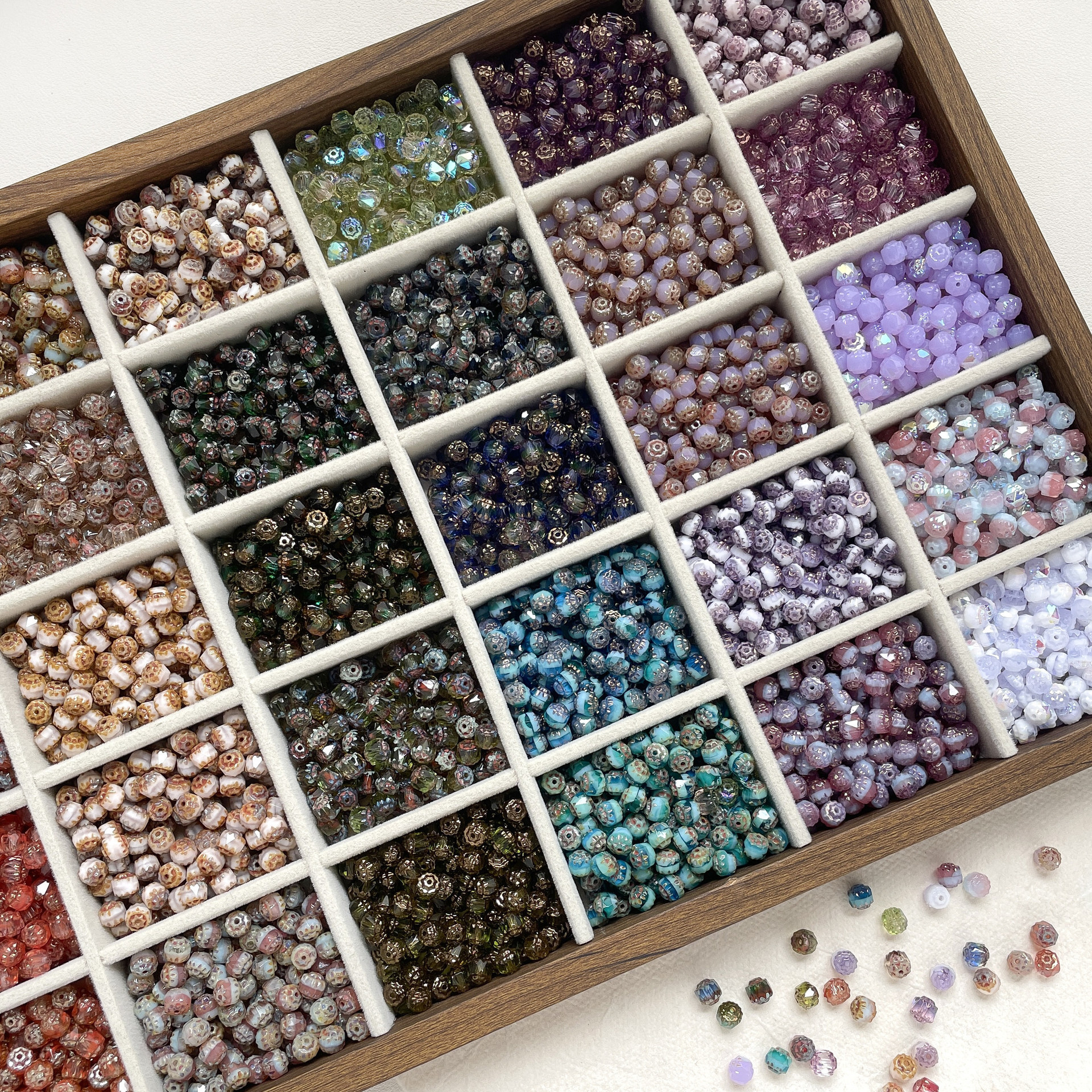 Bulk All-Match Glass Beads Wholesale DIY Beading Accessories Match Alloy Charms & Spacers