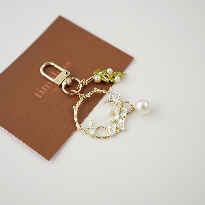 Mixed Style Keychain Pendant Pack Wholesale Assorted Key Chain Charms for Stall Retail