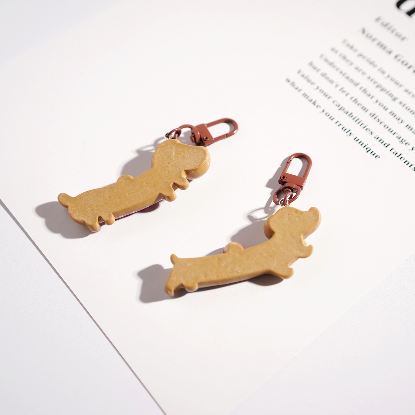 Waterproof Keychain Hardware Wholesale Weatherproof Key Chain Pendant for Outdoor Use