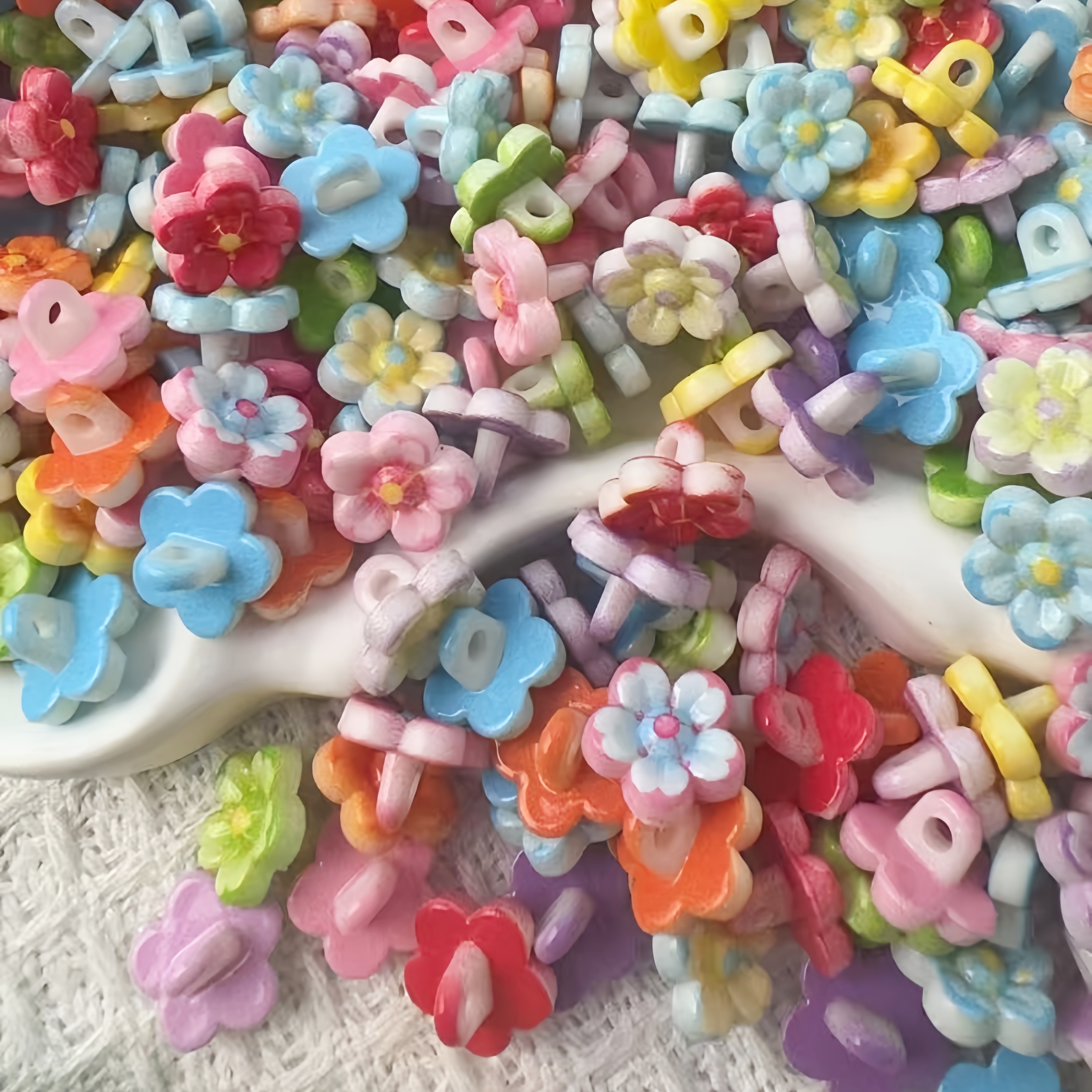 Bulk Supply Acrylic Flower Loose Beads, Lacquered Surface DIY Beads for Hand‑crafted Phone Chain Jewelry Components