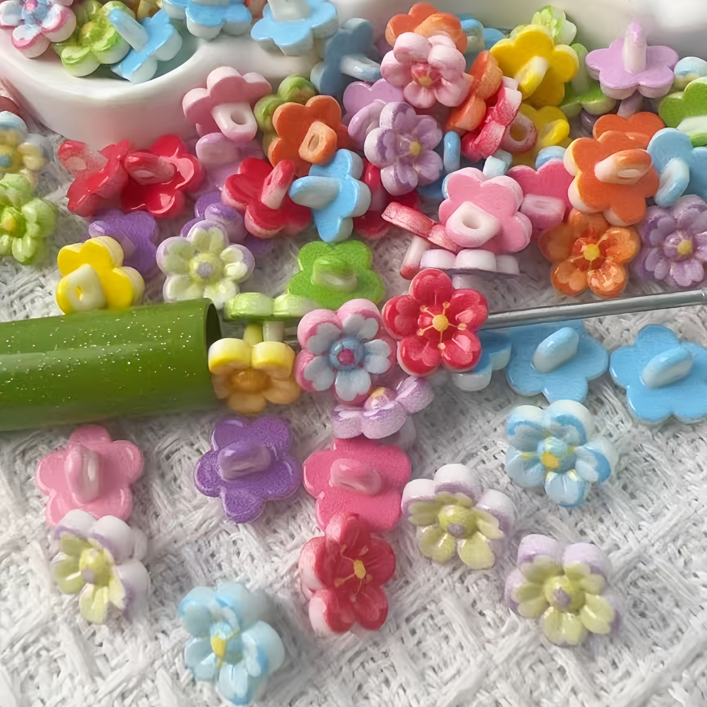 Bulk Supply Acrylic Flower Loose Beads, Lacquered Surface DIY Beads for Hand‑crafted Phone Chain Jewelry Components