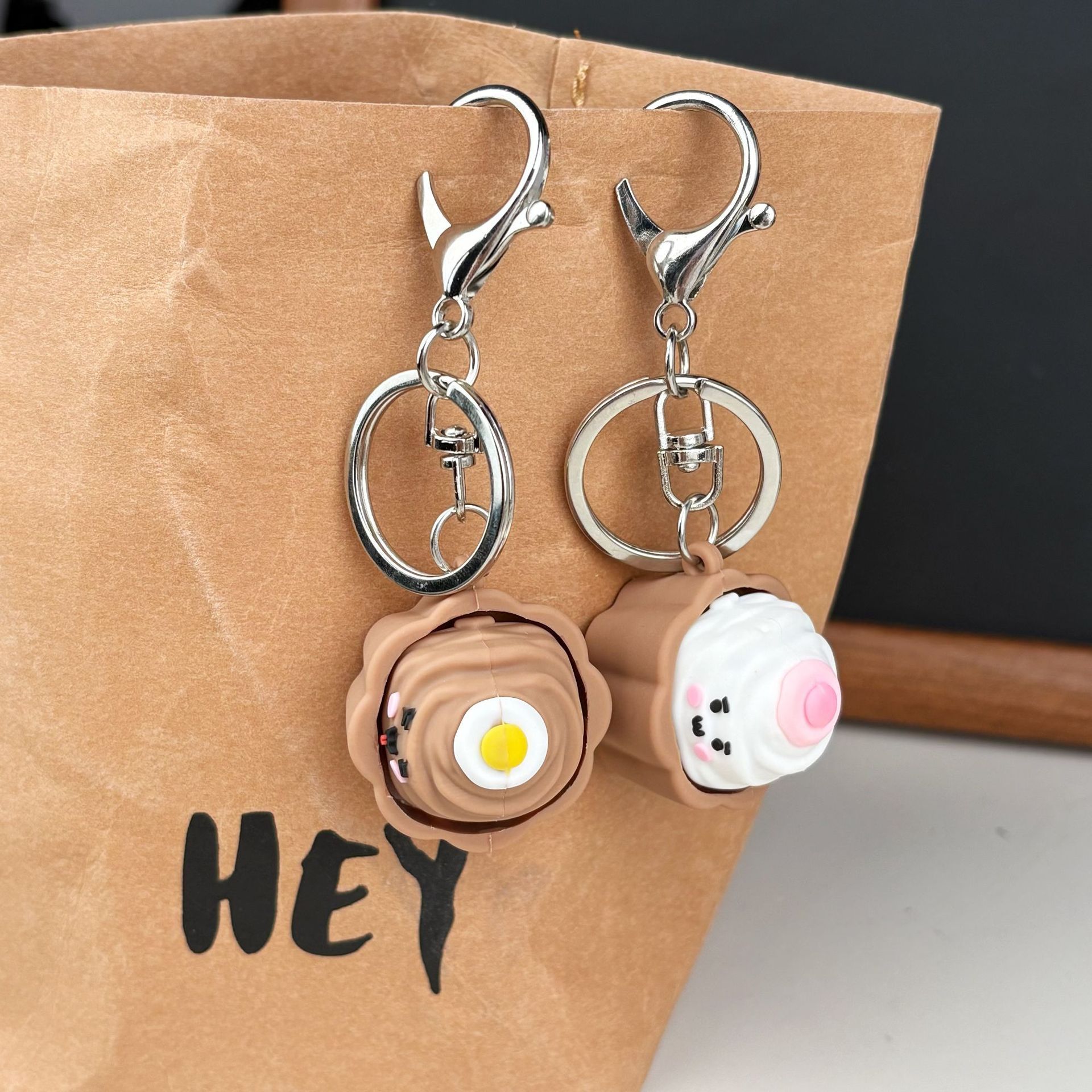Wholesale Lightweight 3D Printed Creative Finger Press Fidget Keychain, Decompression Hanging Pendant for Key Bag Decor Small Gift