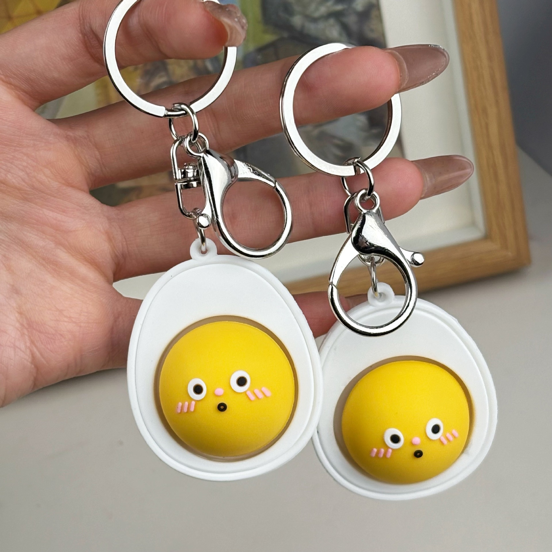 Portable Fidget Clicker Keychain, Mini Finger Press Decompression Toy Backpack Hanging Charm