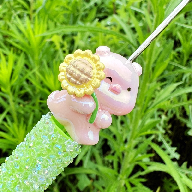 Creative Resin Through Hole Beads, DIY Supplies for Phone Strap Keychain Beaded Pen Jewelry Making