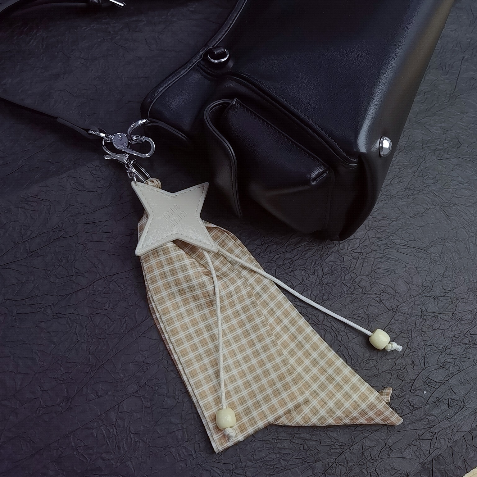 Fashion Bag Pendant Keychain, Versatile Key Decor Charm, Backpack Accessory, Party Favor Small Gift