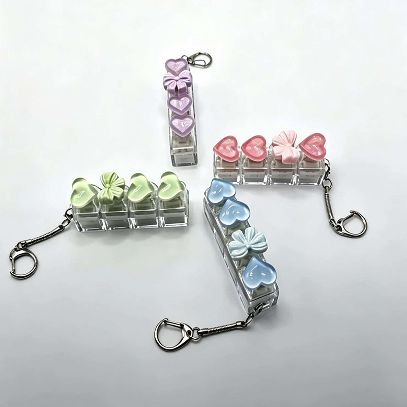 Stress Relief Finger Clicker Keychain, Compact Pocket Fidget Toy, Purse Backpack Decoration, Fun Present for Kids Adults