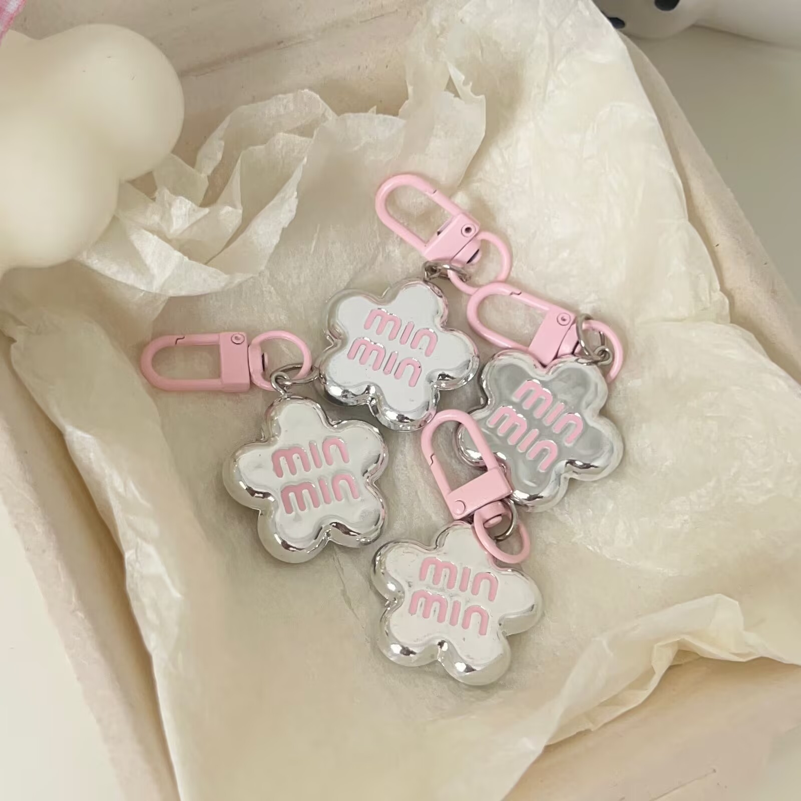 Creative Backpack Bag Hanging Charm Keyring, Lovely Ornament, Sweet Gift for Couples Best Friends