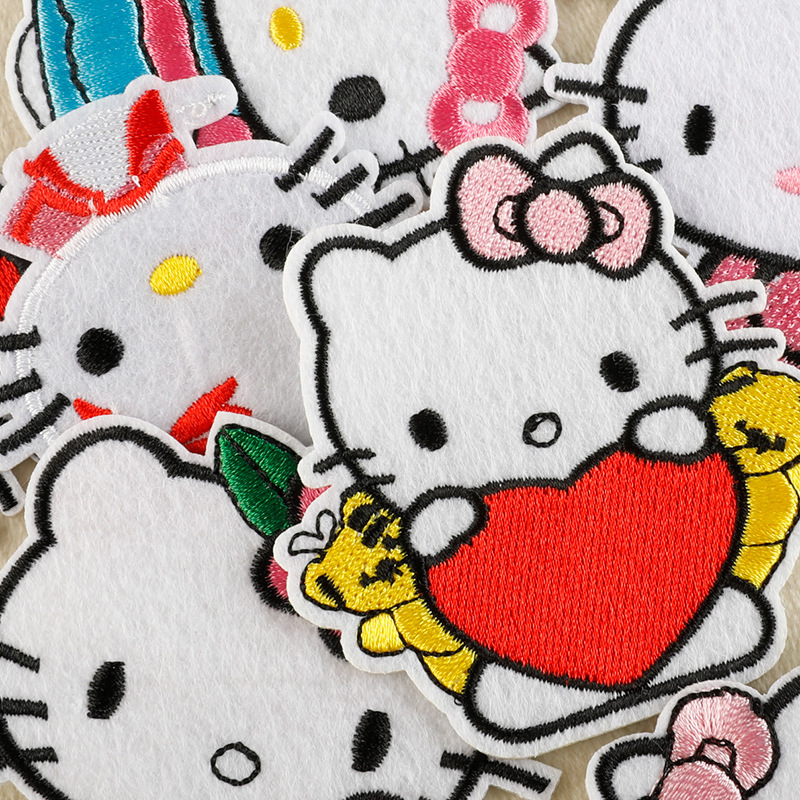 Wholesale Creative Cartoon Embroidery Patches, Cloth Patch Appliques for Bags Clothing Repair Garment Accessories