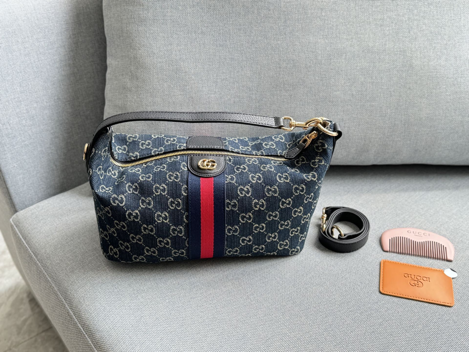 GUCCI,WATCH SHOP,GUCCI-WATCH SHOP