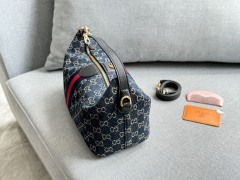GUCCI,WATCH SHOP,GUCCI-WATCH SHOP