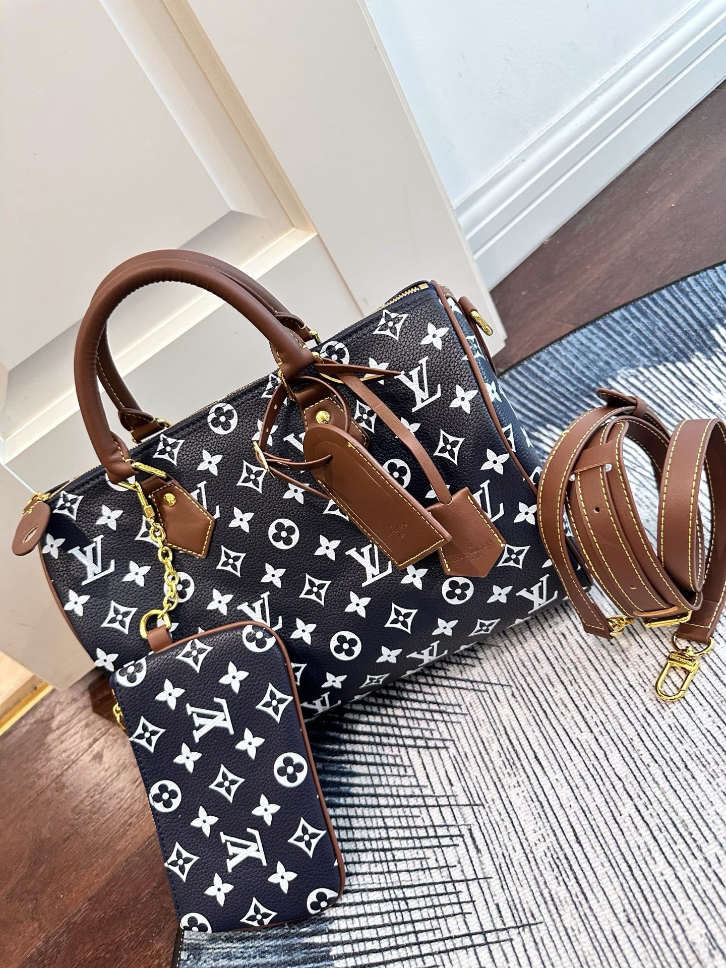 LV,WATCH SHOP,LV