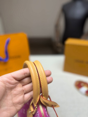 LV,WATCH SHOP,LV