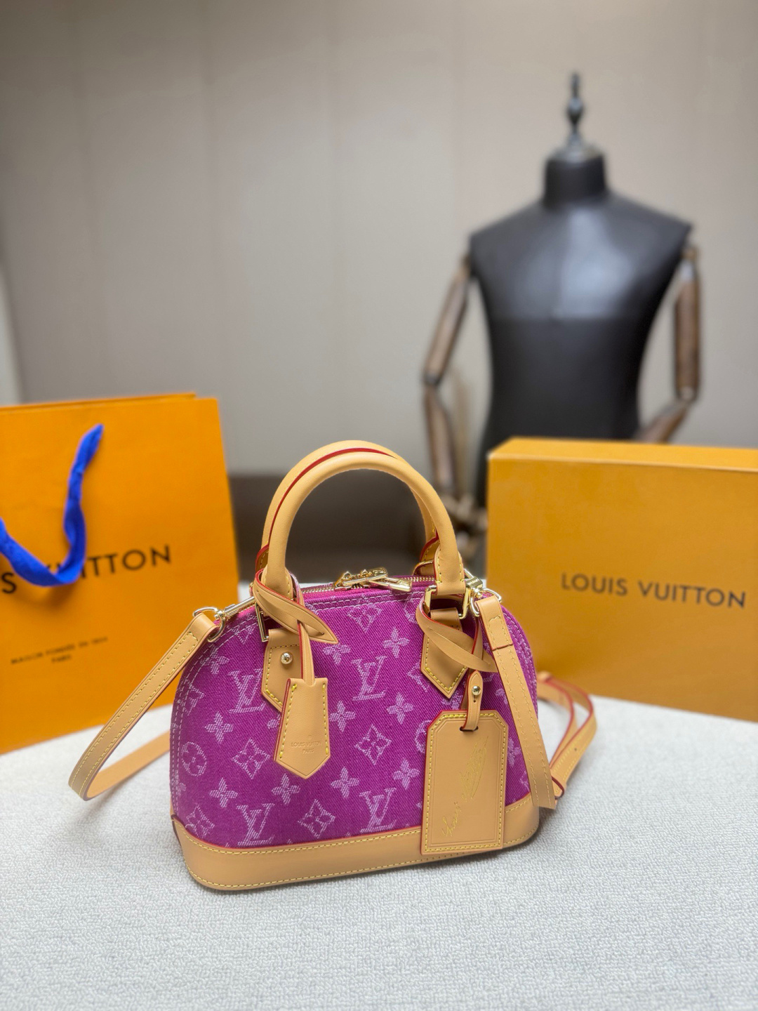 LV,WATCH SHOP,LV
