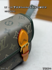 LV,WATCH SHOP,LV
