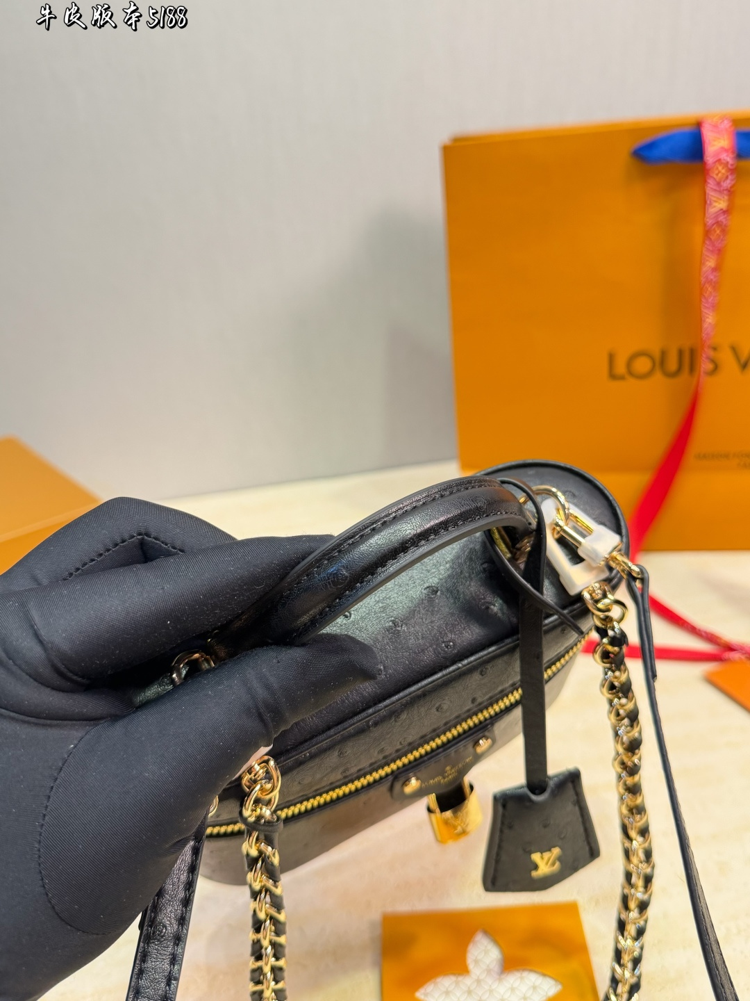 LV,WATCH SHOP,LV