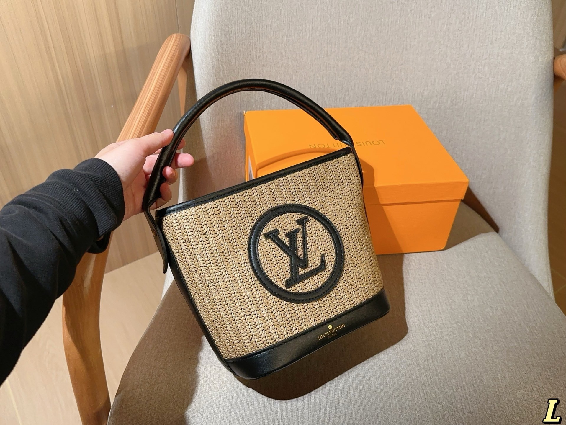 LV,WATCH SHOP,LV
