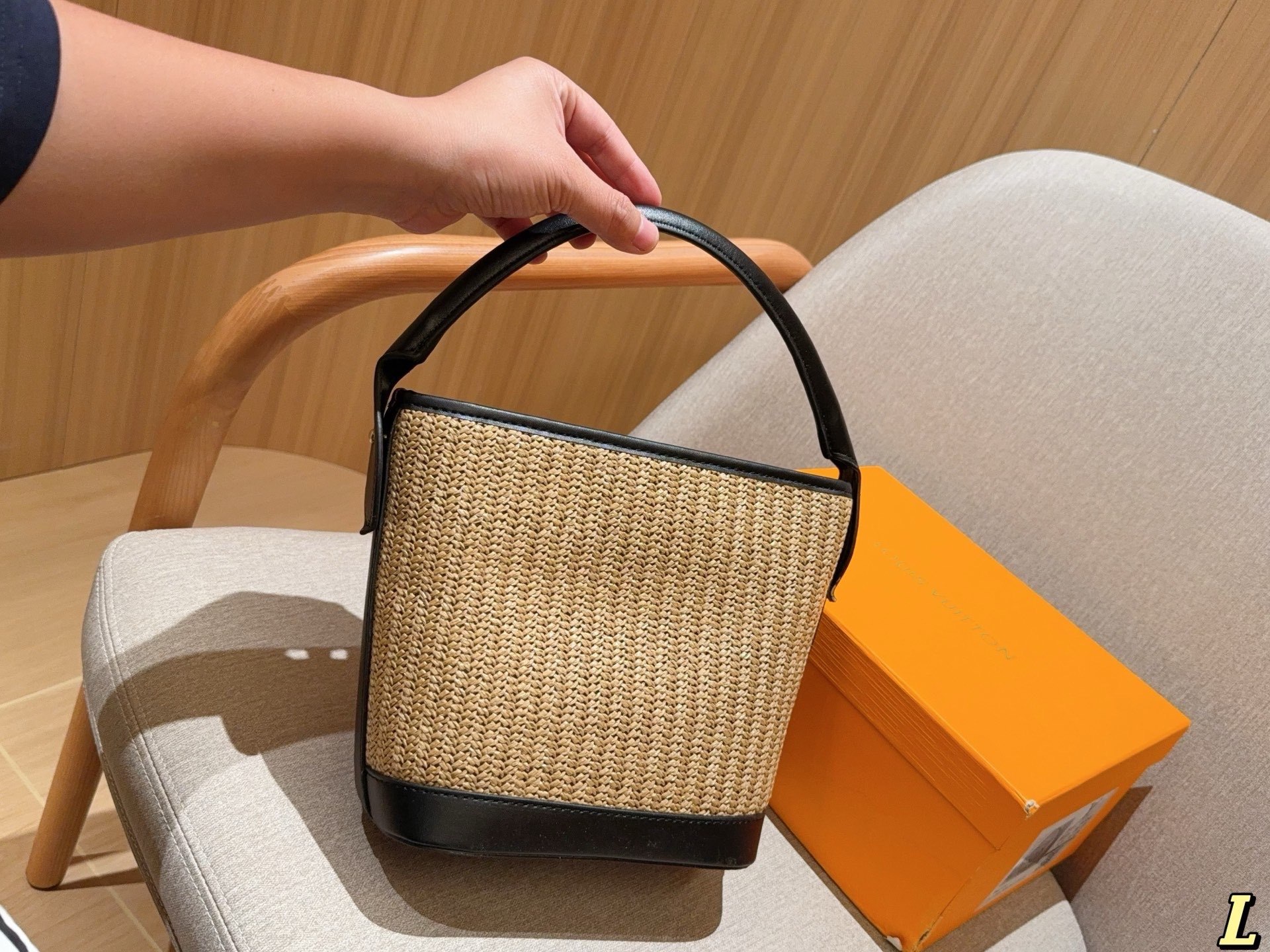 LV,WATCH SHOP,LV