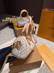 LV,WATCH SHOP,LV