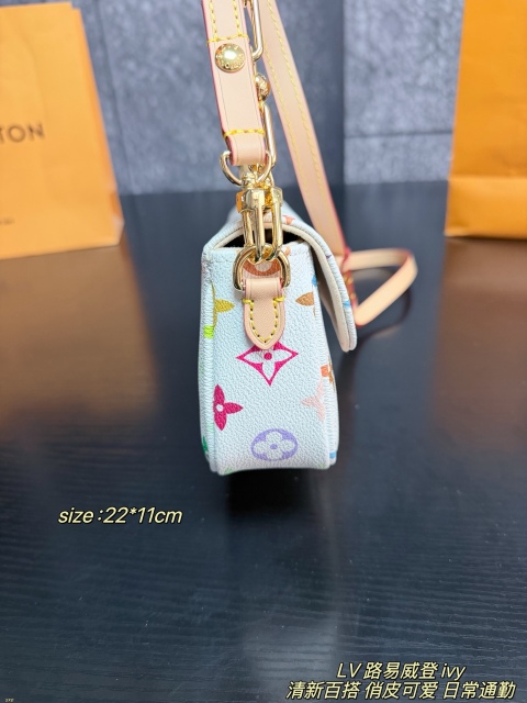 LV,WATCH SHOP,LV