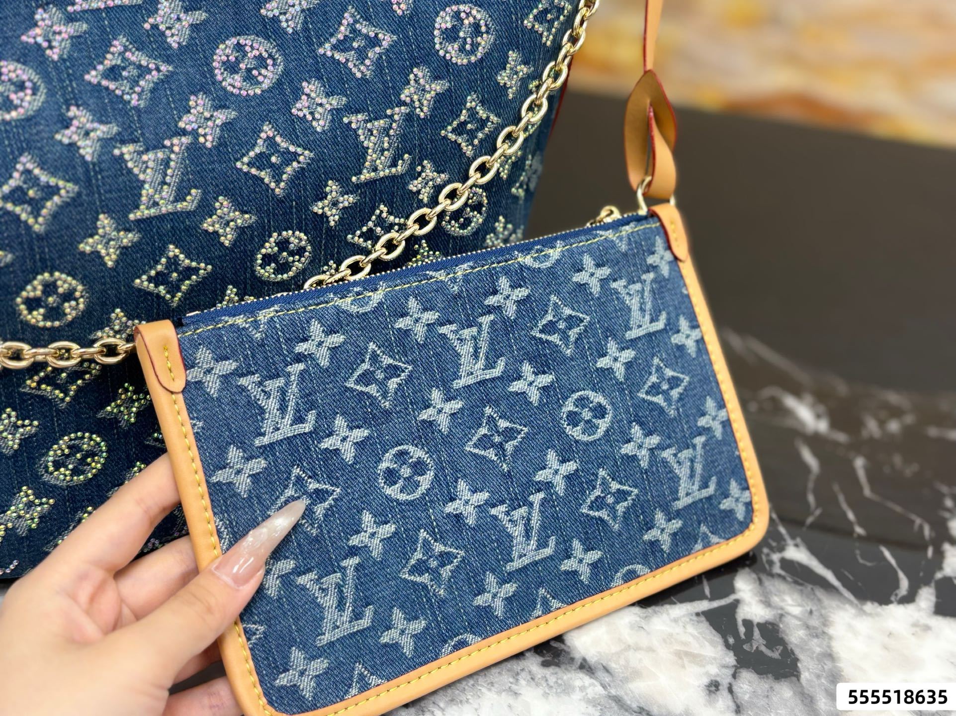 LV,WATCH SHOP,LV