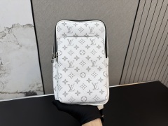 LV,WATCH SHOP,LV