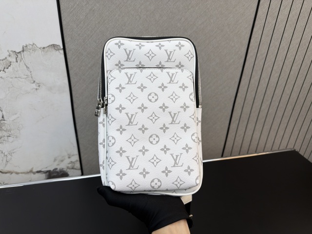 LV,WATCH SHOP,LV