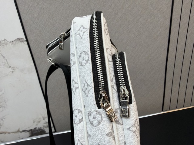 LV,WATCH SHOP,LV