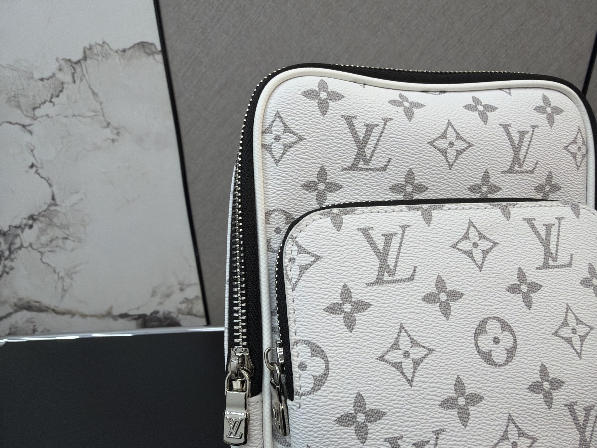 LV,WATCH SHOP,LV