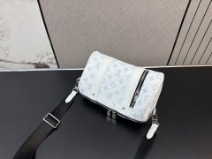 LV,WATCH SHOP,LV