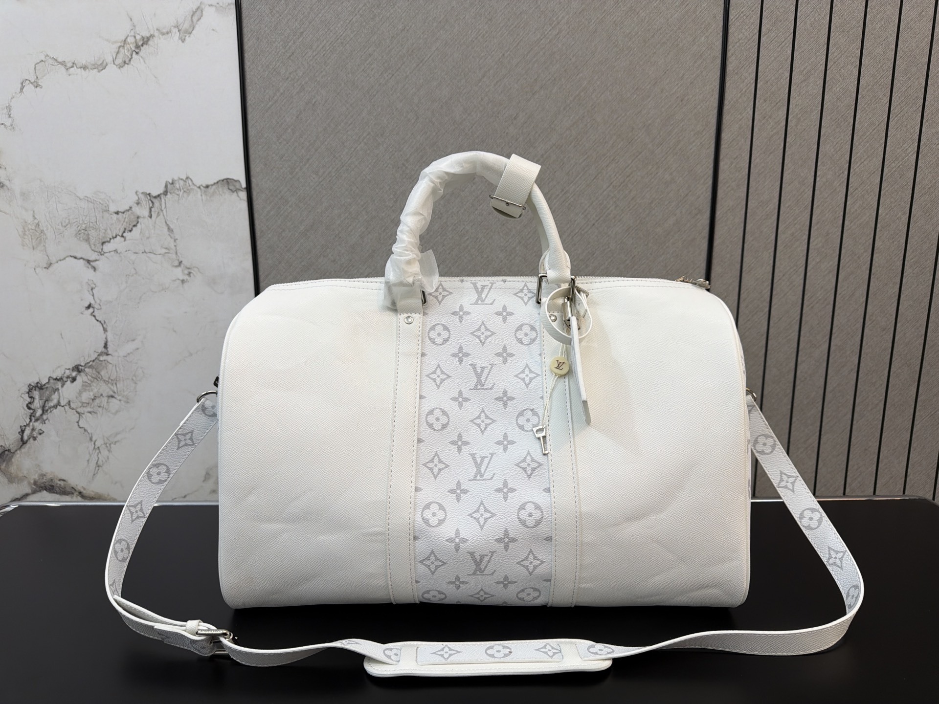LV,WATCH SHOP,LV
