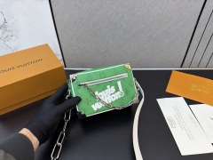LV,WATCH SHOP,LV