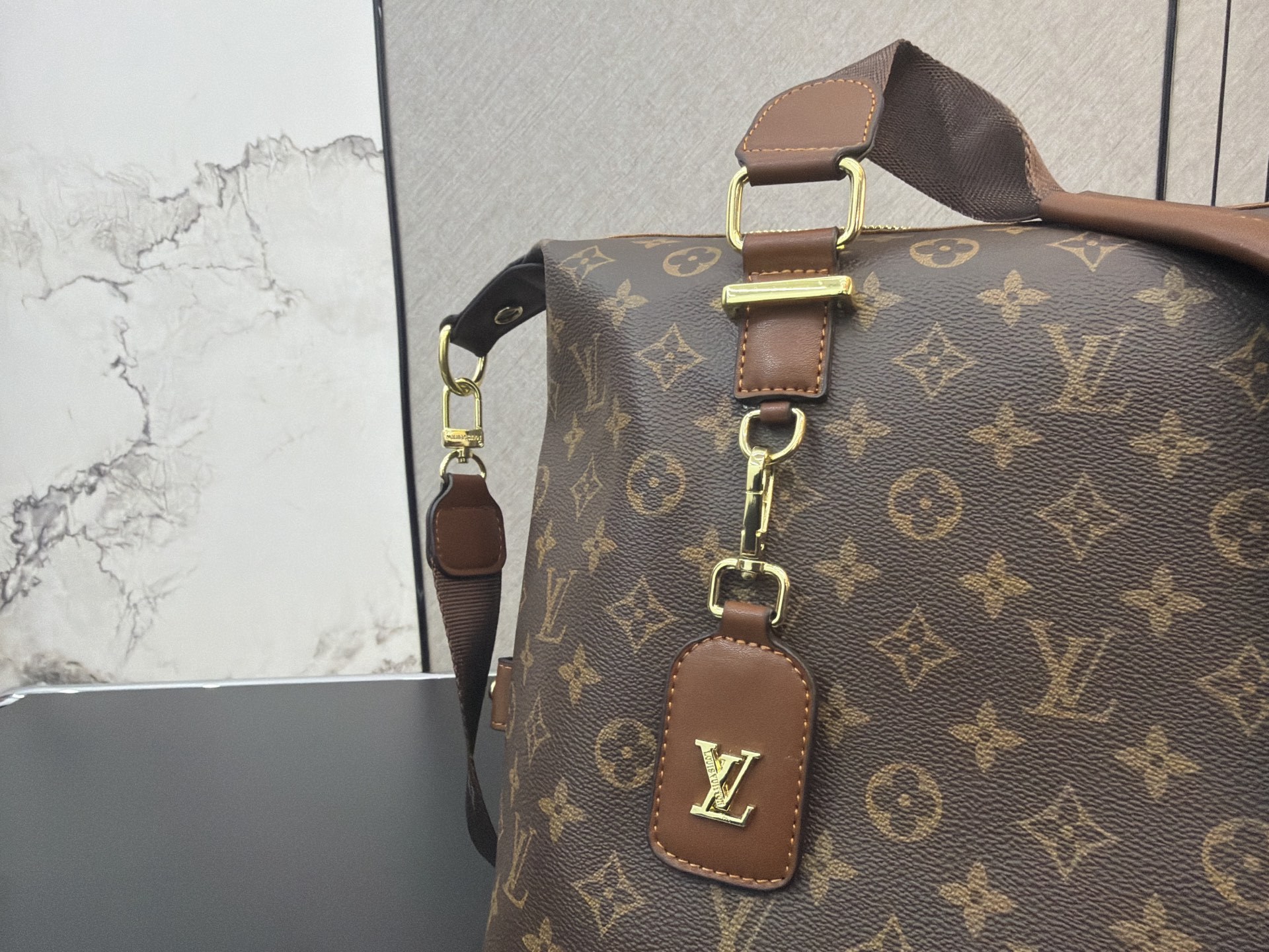 LV,WATCH SHOP,LV