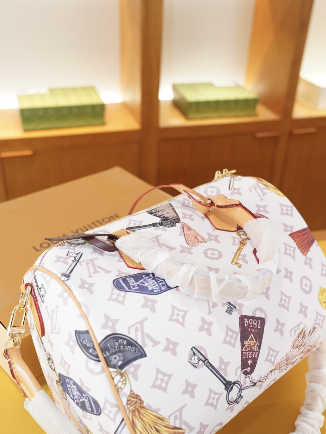 LV,WATCH SHOP,LV