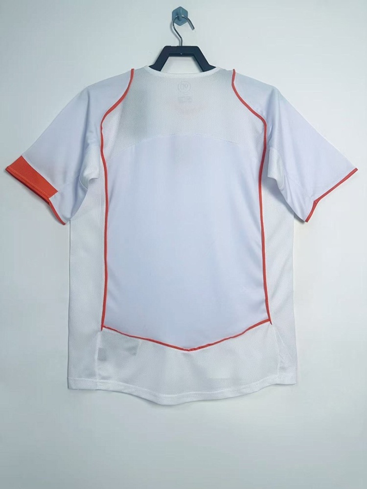 2004 season Netherlands away retro Fan version
