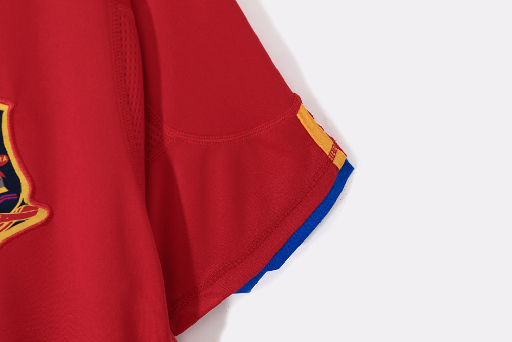 2010 season Spain home retro Fan version