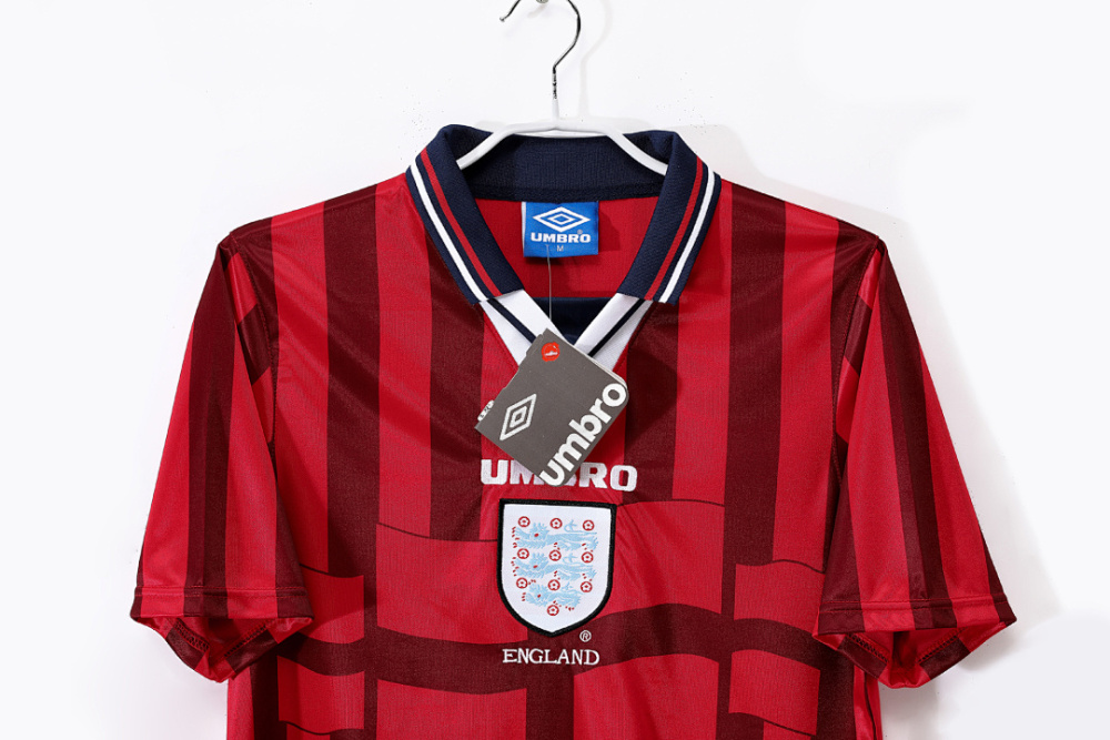 1998 season England away retro Fan version