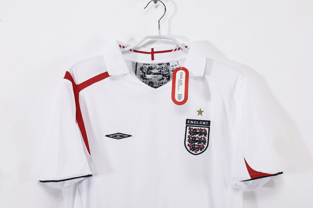 2006 season England home retro Fan version