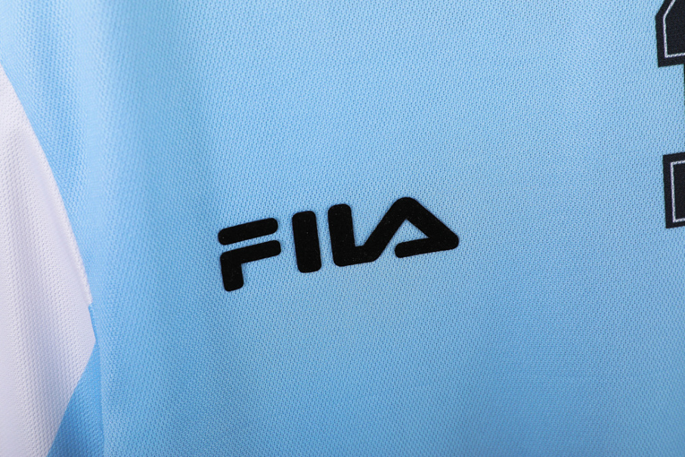 2001 season Argentina home retro Fan version