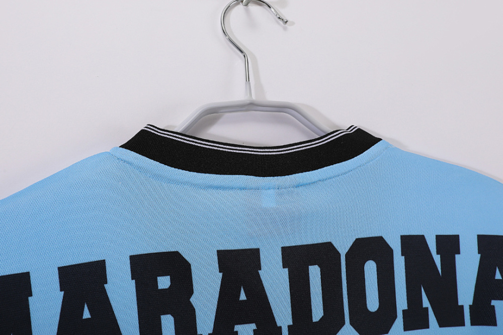 2001 season Argentina home retro Fan version