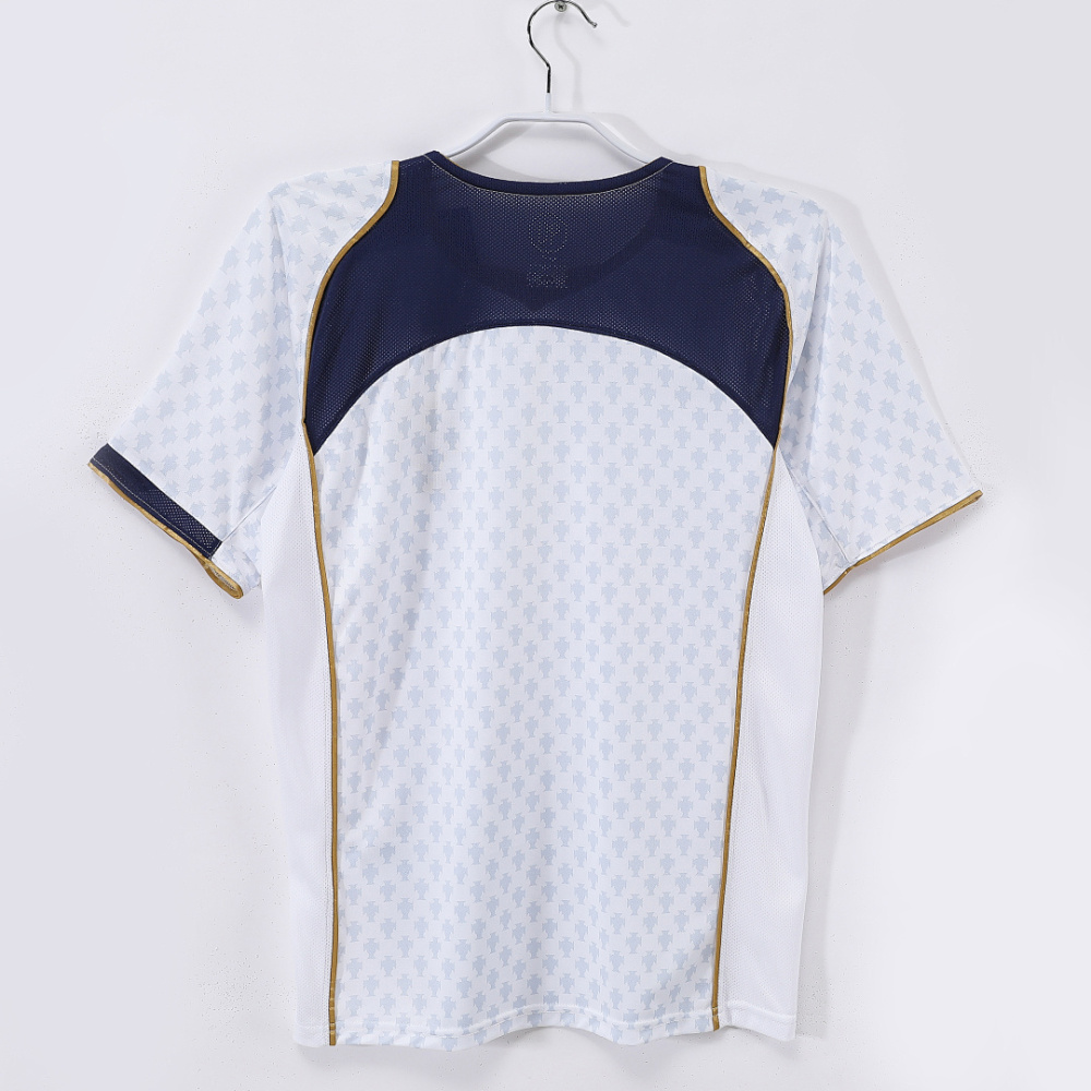 2004 season Portugal away retro Fan version