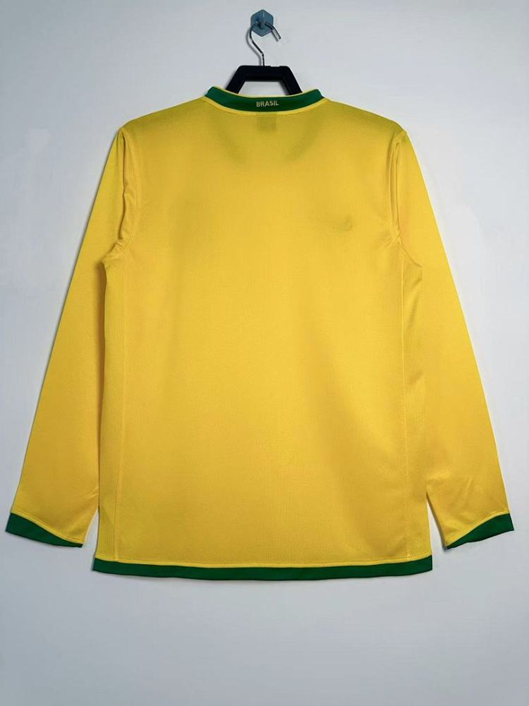 2006 season Brazil home Long sleeved retro Fan version